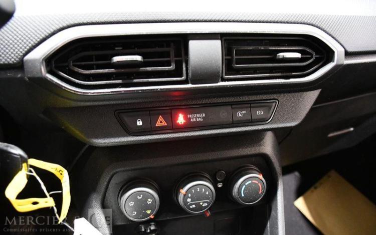 DACIA JOGGER ESSENTIEL ECO-G 100 GRIS GL-150-DL