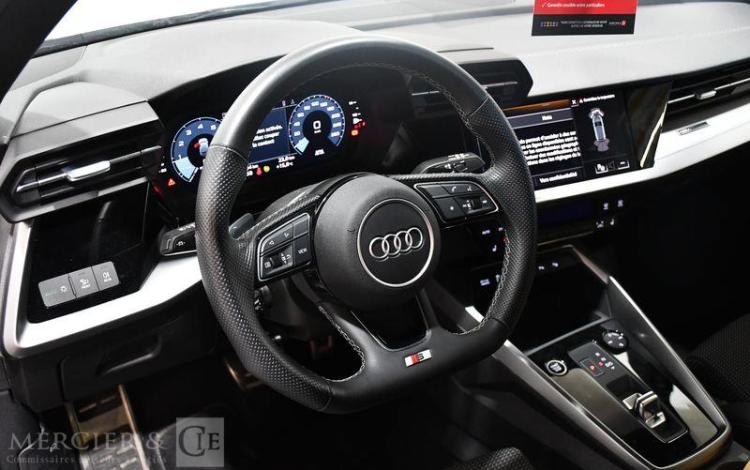 AUDI A3 SPORTBACK 1.5 35 TFSI 150ch MHEV S-LINE S-TRONIC NOIR GL-209-ZV