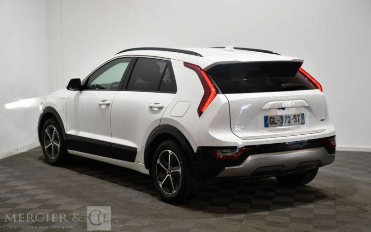 KIA NIRO PREMIUM BUSINESS BLANC GL-372-BT
