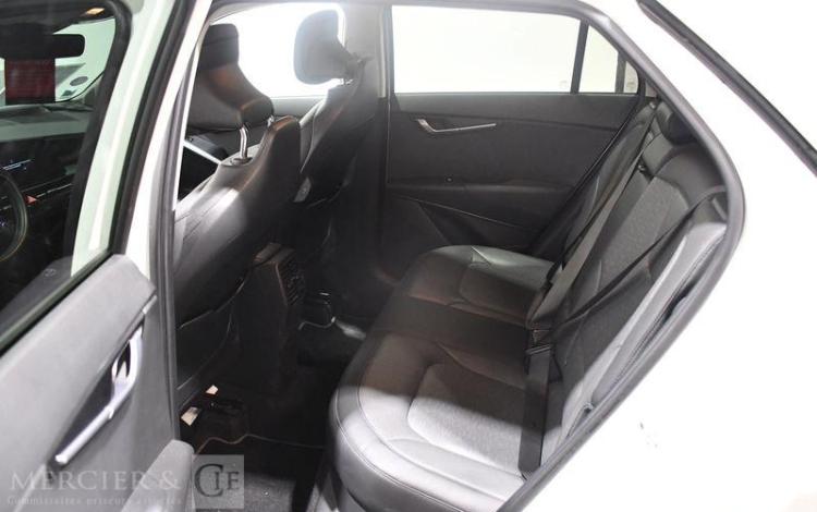 KIA NIRO PREMIUM BUSINESS BLANC GL-372-BT