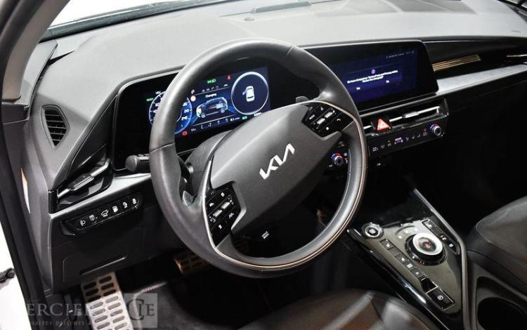 KIA NIRO PREMIUM BUSINESS BLANC GL-372-BT