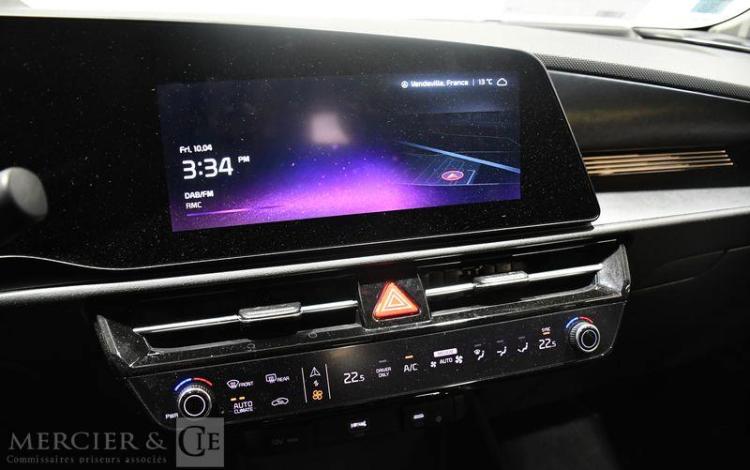 KIA NIRO PREMIUM BUSINESS BLANC GL-372-BT