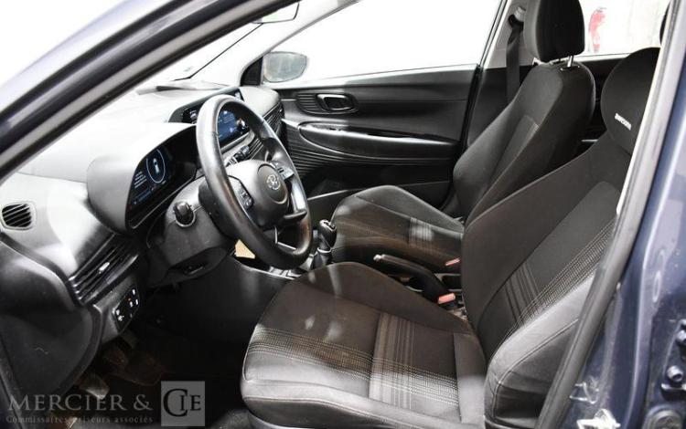 HYUNDAI BAYON INITIALE BLEU GL-520-FR