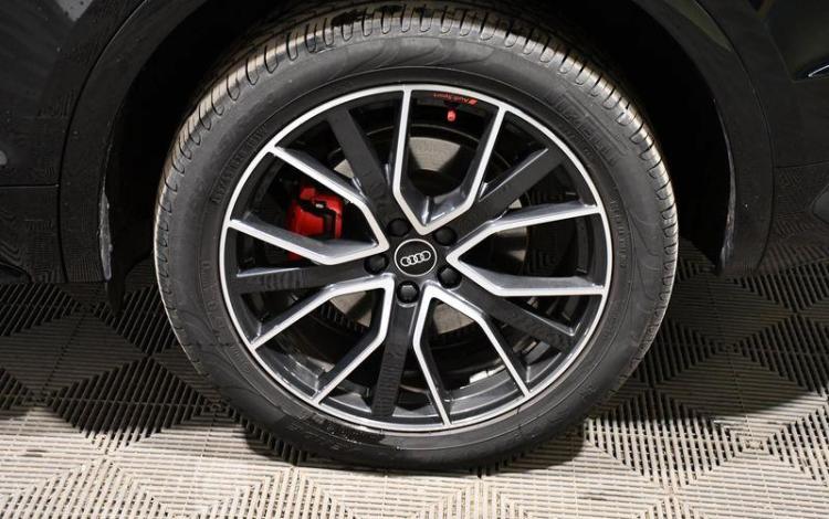 AUDI Q5 SPORTBACK 55 TFSIe 367CH S-TRONIC 7 QUATTRO S-LINE NOIR GL-742-XJ