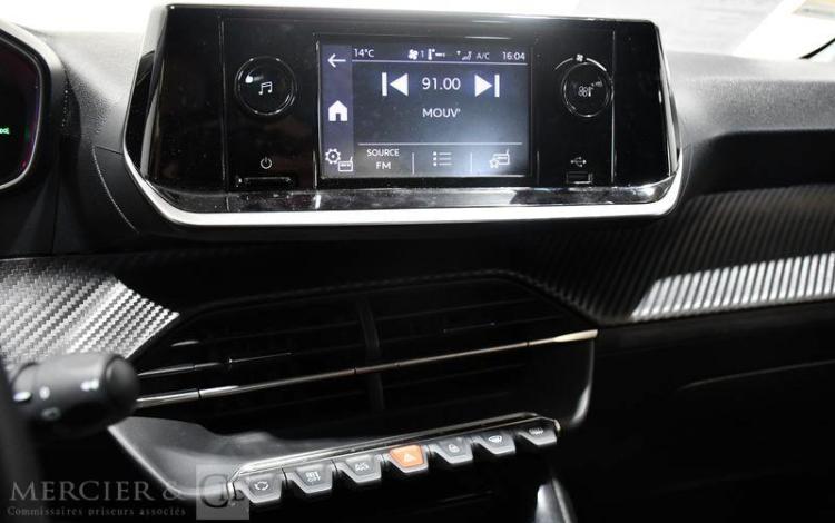 PEUGEOT 208 BLANC GL-931-WX