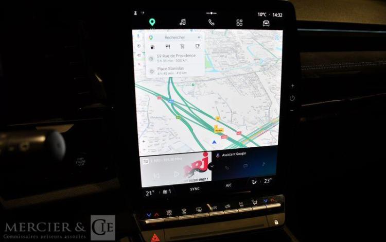 RENAULT AUSTRAL TECHNO ESPRIT ALPINE E-TECH NOIR GM-393-NZ