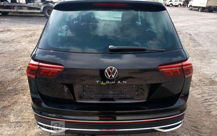 VOLKSWAGEN TIGUAN  GN-044-CW