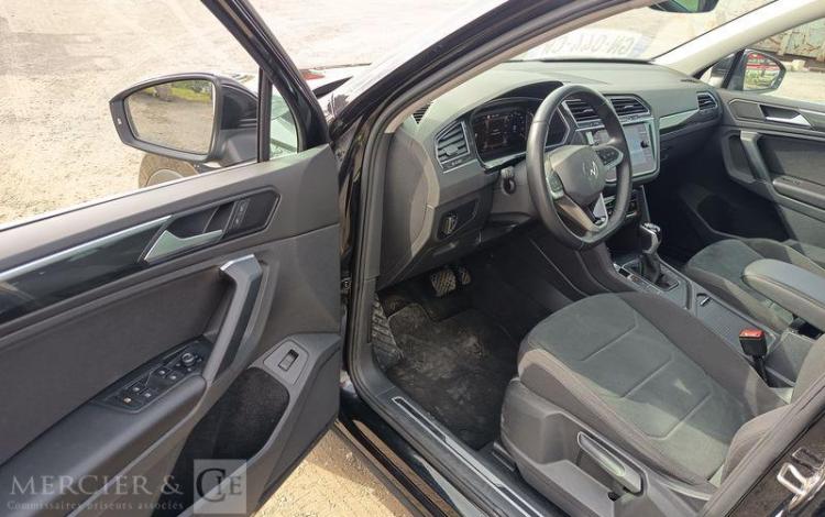 VOLKSWAGEN TIGUAN  GN-044-CW