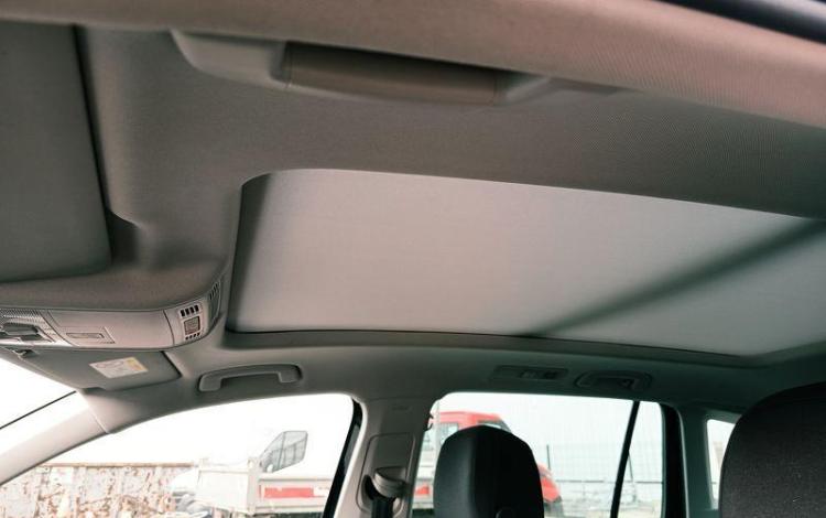 VOLKSWAGEN TIGUAN  GN-044-CW