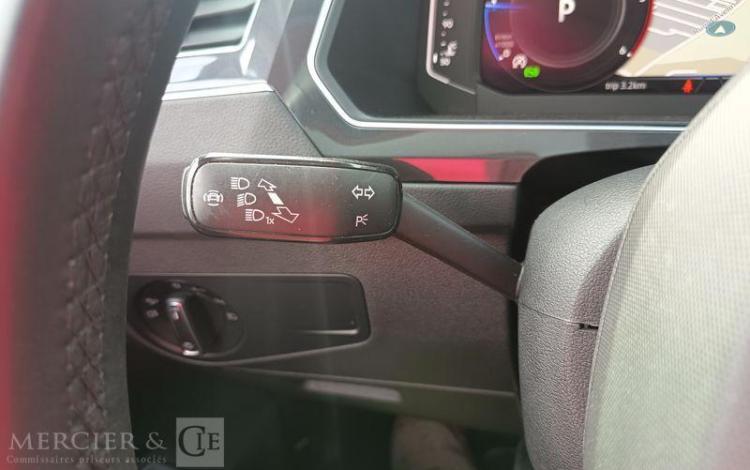 VOLKSWAGEN TIGUAN  GN-044-CW