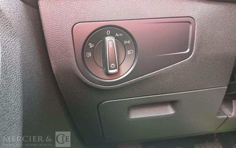 VOLKSWAGEN TIGUAN  GN-044-CW