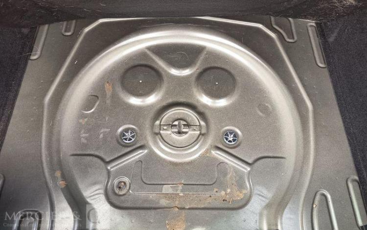 VOLKSWAGEN TIGUAN  GN-044-CW