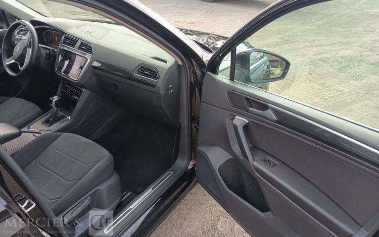 VOLKSWAGEN TIGUAN  GN-044-CW