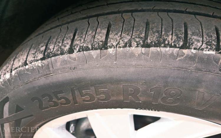 VOLKSWAGEN TIGUAN  GN-044-CW