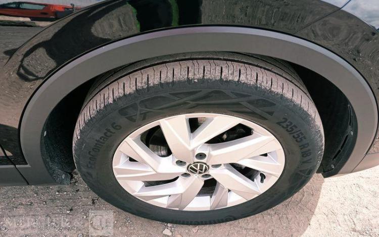 VOLKSWAGEN TIGUAN  GN-044-CW