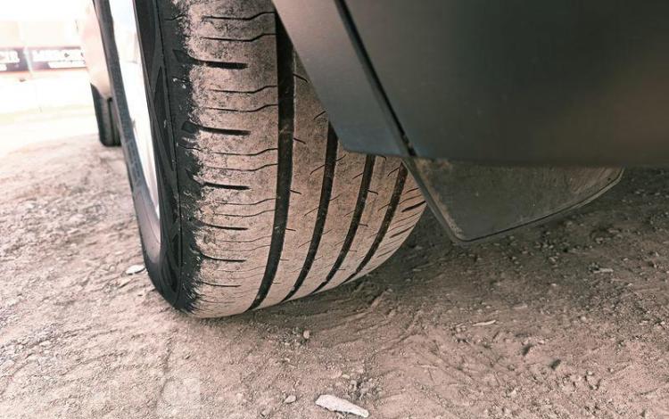 VOLKSWAGEN TIGUAN  GN-044-CW