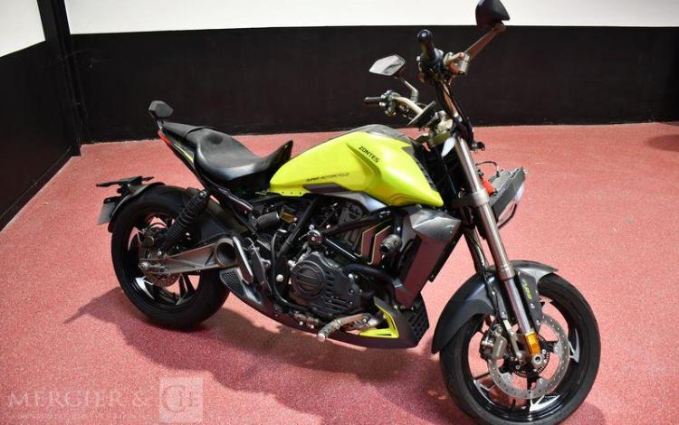 APPRILIA MOTO SRGT 125 JAUNE GN-391-HH