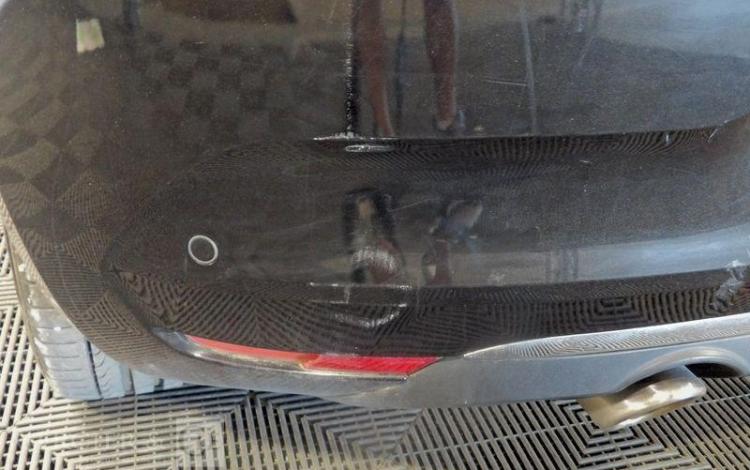 RENAULT CLIO IV NOIR GN-399-EL