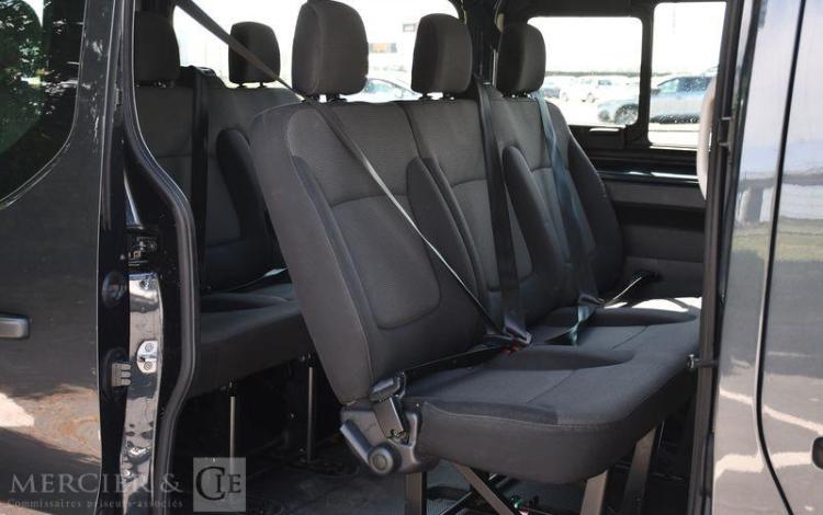 RENAULT TRAFIC ZEN L2 BLUE DCI 150 S&S 8PL GRIS GN-551-NQ