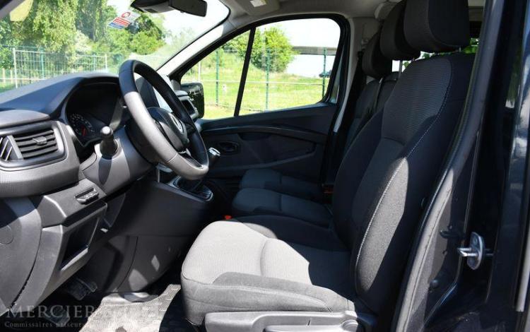 RENAULT TRAFIC ZEN L2 BLUE DCI 150 S&S 8PL GRIS GN-551-NQ