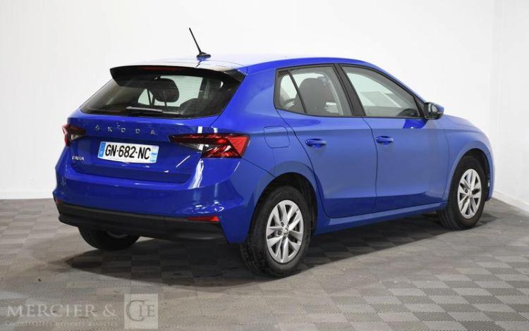 SKODA FABIA 1.0 TSI 95ch AMBITION BLEU GN-682-NC