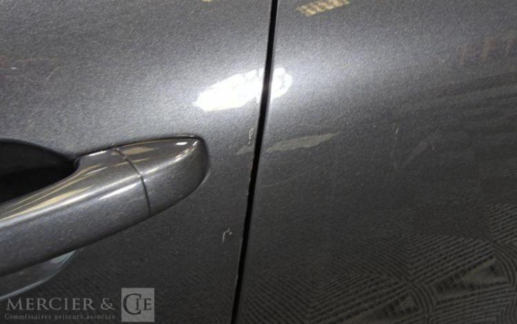 RENAULT CLIO V 1.0 TCE 90 ZEN GRIS GN-835-EK