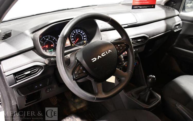 DACIA JOGGER ESSENTIAL ECO-G 100 7PL BLANC GP-163-WQ