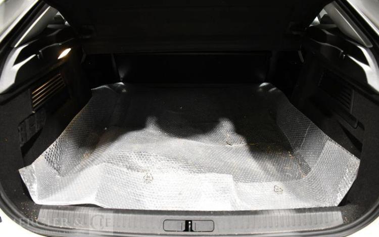 CITROEN C4 STE BLUEHDI 130 S&S EAT BLANC GP-483-BG