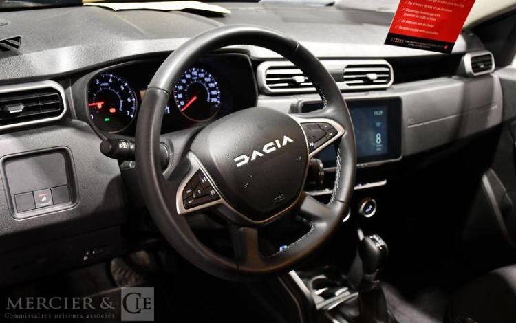 DACIA DUSTER JOURNEY NOIR GP-577-YW