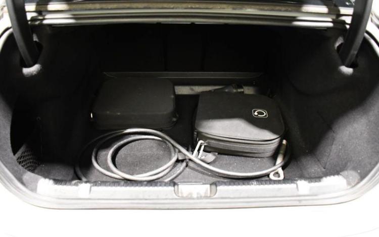 MERCEDES EQE 350 ELECTRIC ART GRIS GQ-580-FE