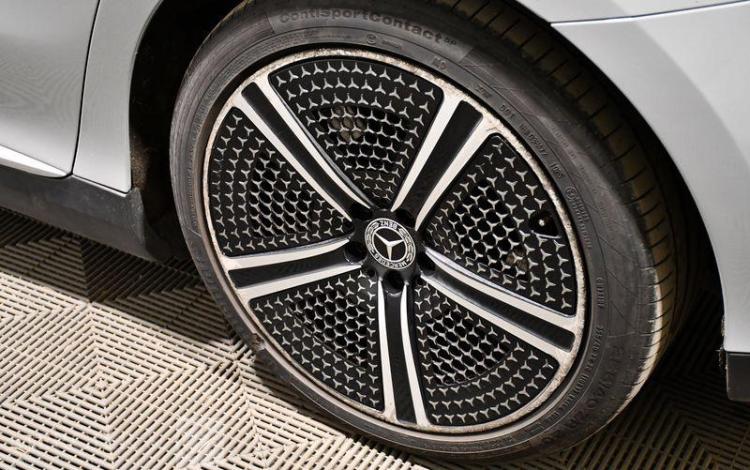 MERCEDES EQE 350 ELECTRIC ART GRIS GQ-580-FE