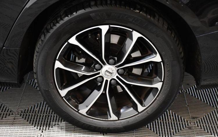 VOLVO V60 2.0 D4 190CH MOMENTUM BUSINESS NOIR GQ-887-WJ