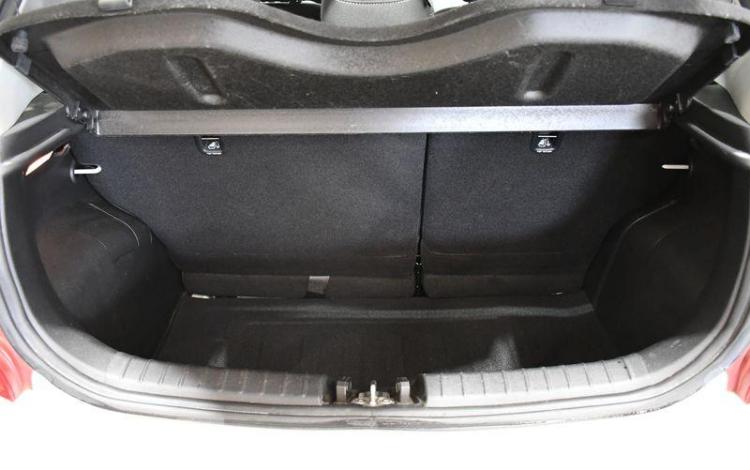 KIA PICANTO GT LINE BLANC GQ-984-EG