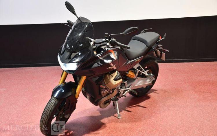GUZZI MOTO V100 MANDELLO S  GR-062-XL