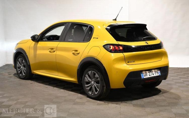 PEUGEOT e-208 STYLE JAUNE GR-274-PH