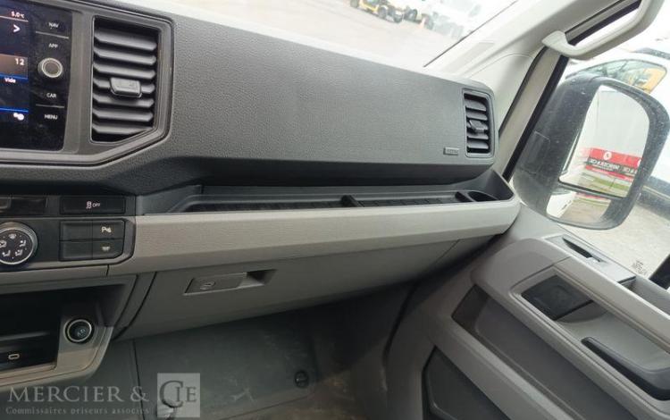 VOLKSWAGEN CRAFTER FOURGON 2.0 TDI 175ch 3t5 L4H3 FWD BVA BLANC GS-640-KQ