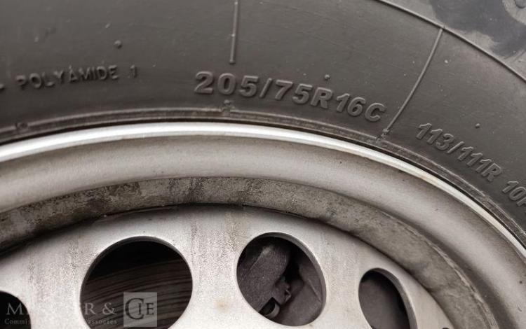 VOLKSWAGEN CRAFTER FOURGON 2.0 TDI 175ch 3t5 L4H3 FWD BVA BLANC GS-640-KQ