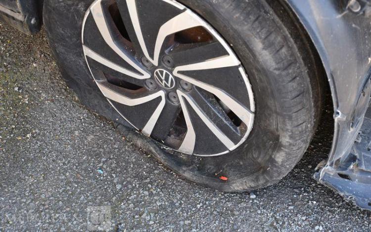 VOLKSWAGEN POLO 1,0 TSI 95 DSG7 LIFE GRIS GS-676-XP