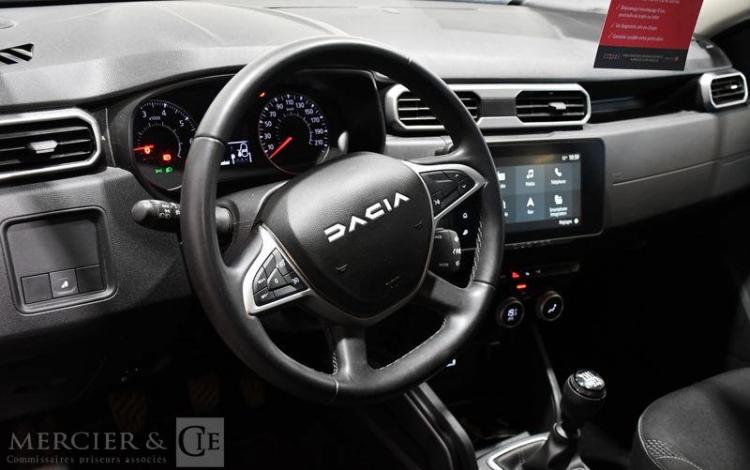 DACIA DUSTER JOURNEY TCE 130 4X2 NOIR GT-065-SQ
