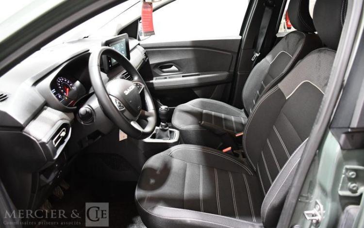 DACIA JOGGER ECO-G 100ch EXPRESSION 7 PLACES VERT GT-140-DC
