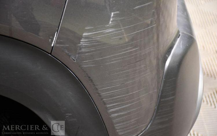 CITROEN C3 AIRCROSS 1,5 BLUE HDI 110 FEEL PACK START/STOP GRIS GT-664-QC