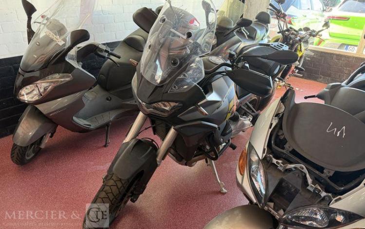 GUZZI MOTO STELVIO 1000 GRIS GV-776-WV