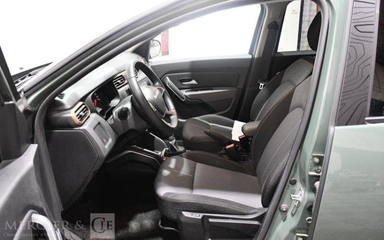 DACIA DUSTER 1.3 TCE 150ch EXTREME EDC VERT GW-099-PX