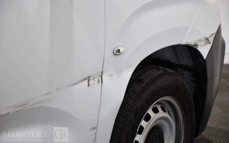 PEUGEOT PARTNER M 650kg BLANC GW-162-MW