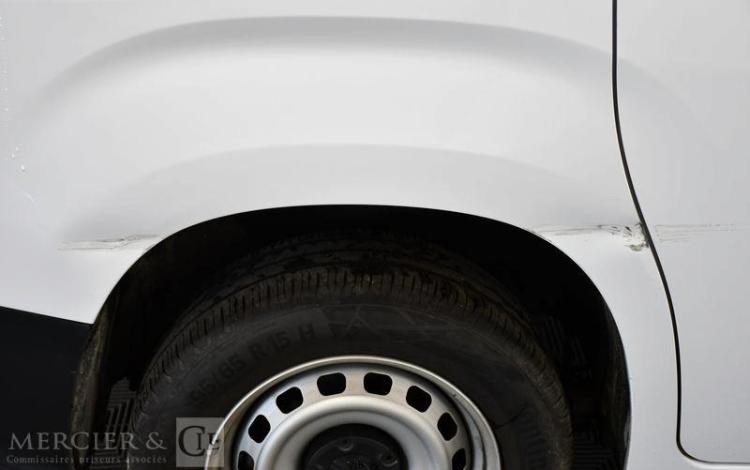 PEUGEOT PARTNER M 650kg BLANC GW-162-MW