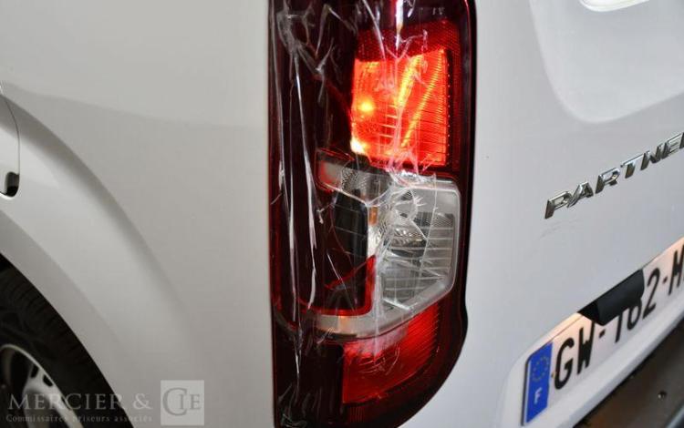 PEUGEOT PARTNER M 650kg BLANC GW-162-MW