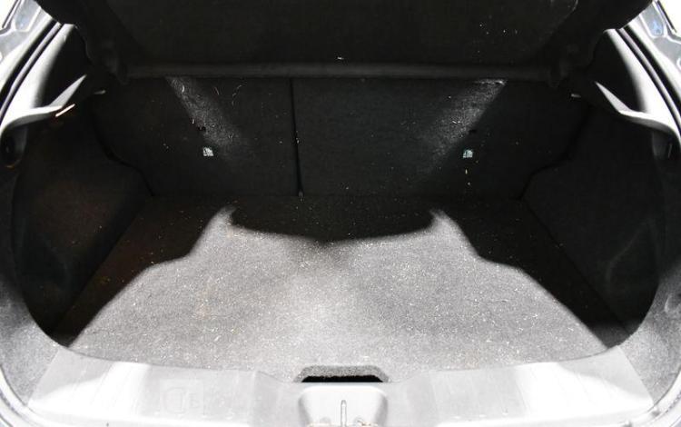 NISSAN JUKE DIG-T 114 N-CONNECTA GRIS GX-008-XS