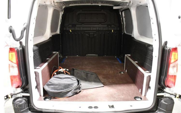 PEUGEOT PARTNER BLANC GX-015-XC