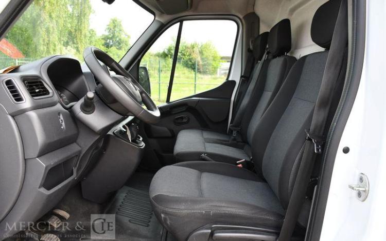 RENAULT MASTER CF F3300 L2H2 BLUE DCI BLANC GX-270-YY