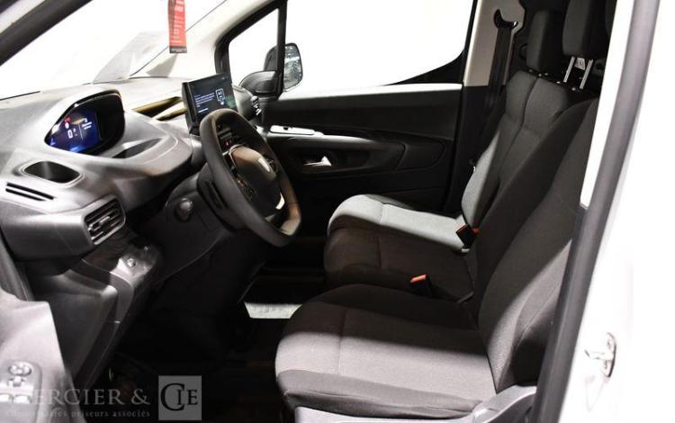 PEUGEOT PARTNER 1.5 BLUEHDI 130ch 950KG L2 XL EAT BLANC GX-416-YW